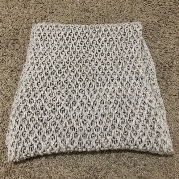 Scarf - Picture 2 of 2